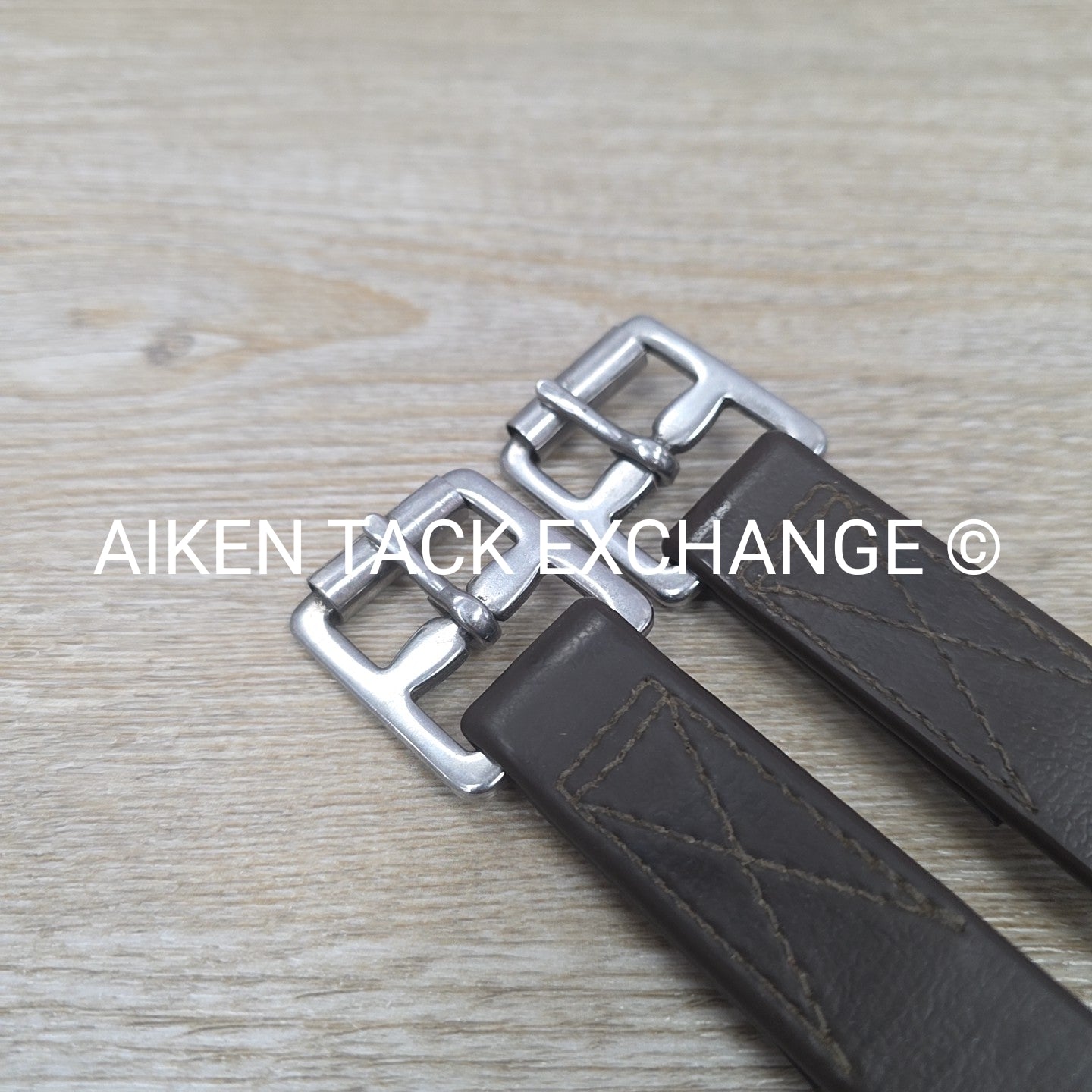 Wintec Synthetic Stirrup Leathers, Brown 54"