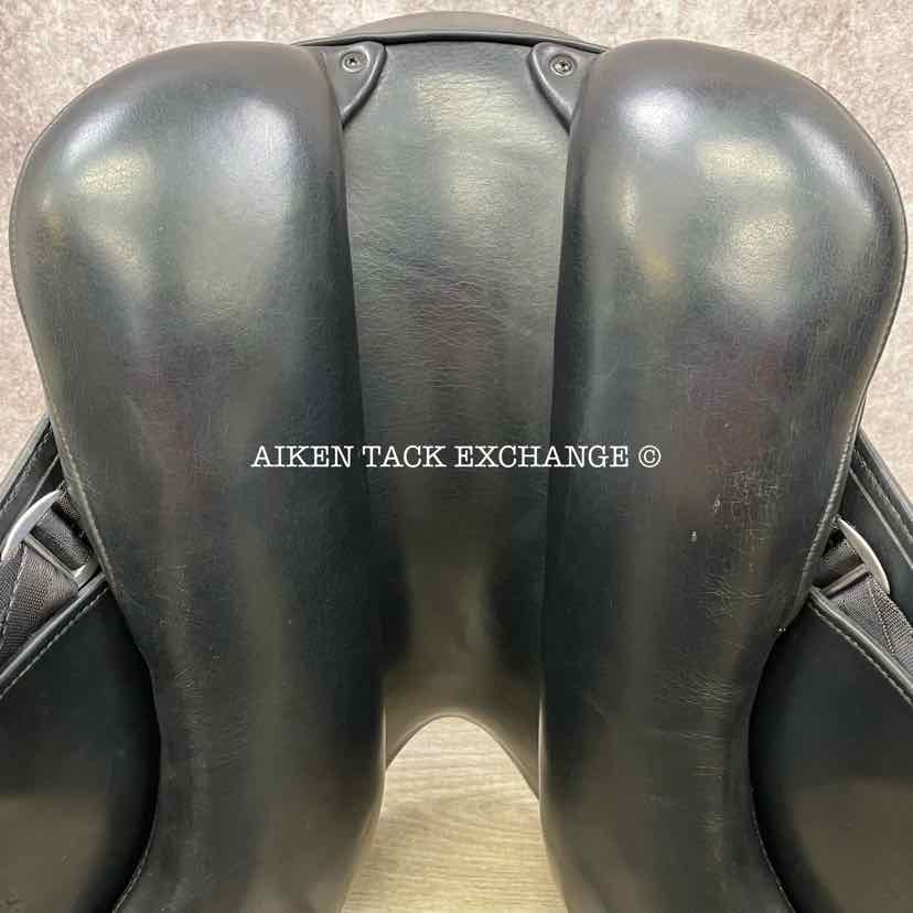 **SOLD** 2013 Schleese Infinity II Dressage Saddle, 17.5" Seat, Adjustable AdapTree, Wool Flocked Panels