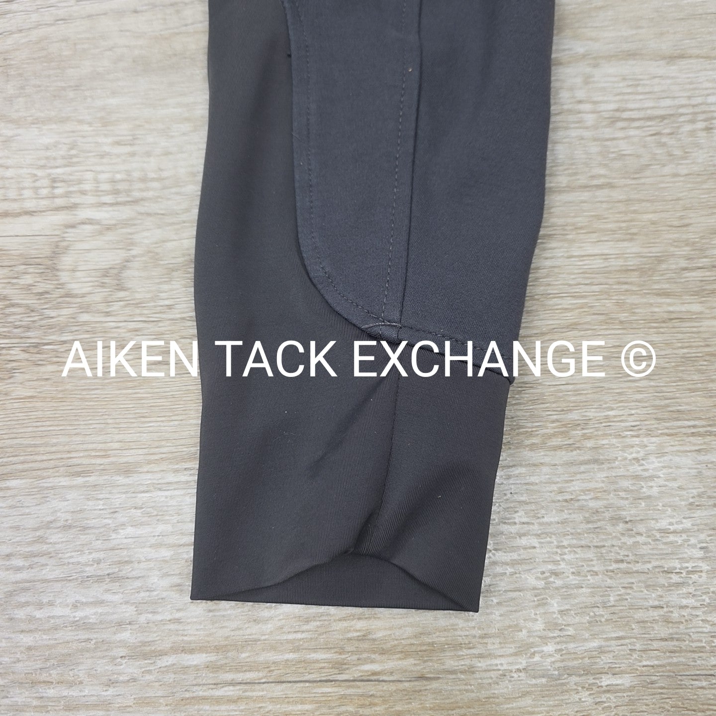 HR Farm Knee Patch Breeches, Size 28