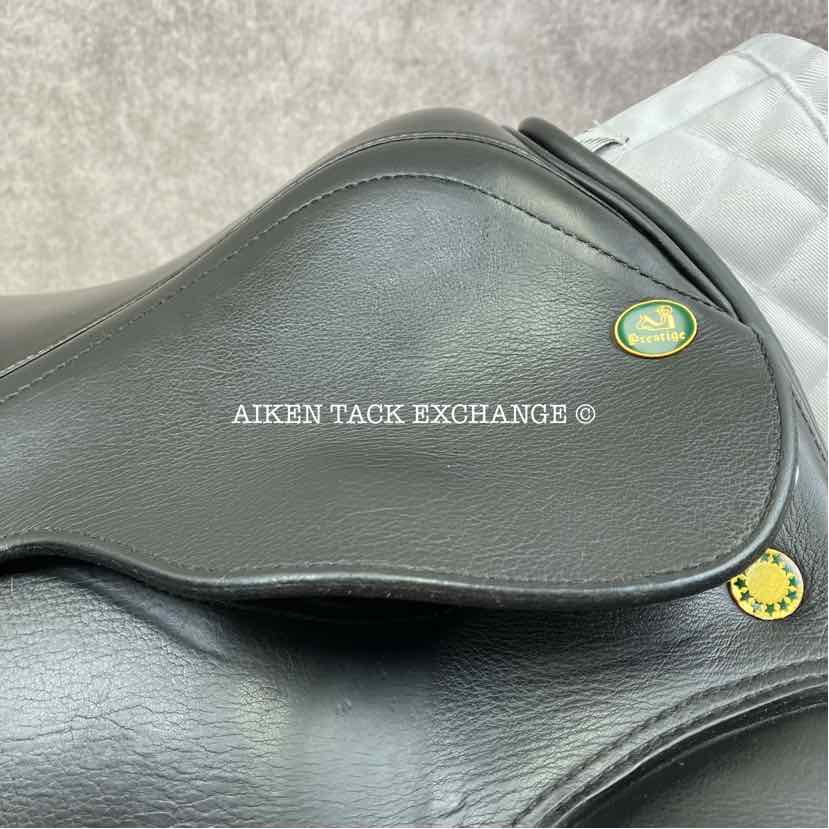 2000 Prestige Dressage 2000 Saddle, 18" Seat, 33 Tree - MW, Wool Flocked Panels