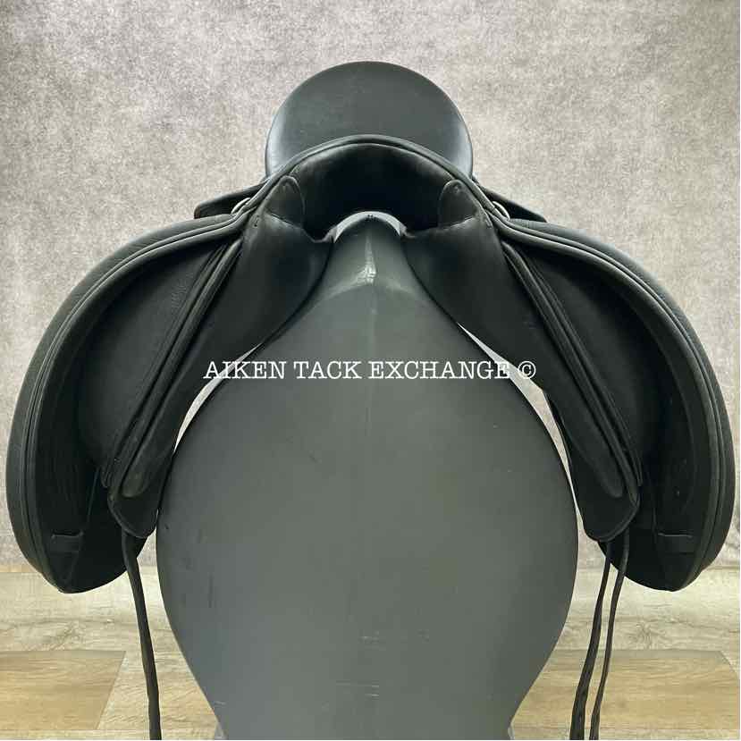 **SOLD** 2013 Schleese Infinity II Dressage Saddle, 17.5" Seat, Adjustable AdapTree, Wool Flocked Panels