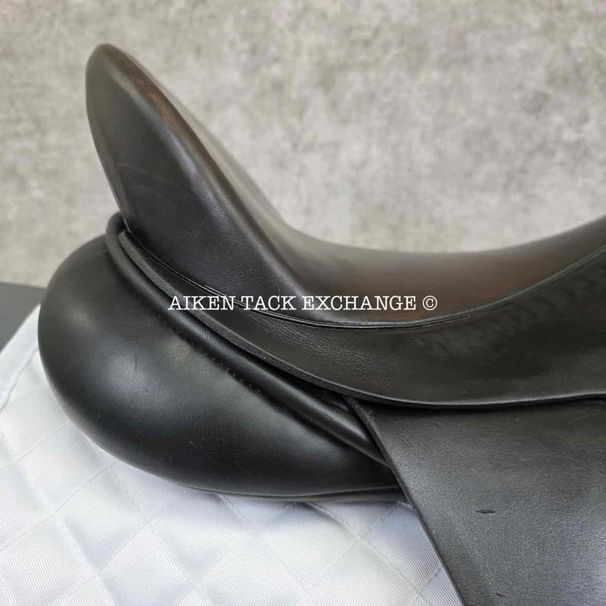 Albion Original Comfort Dressage Saddle, 18" Seat, M/MW Tree, Wool Flocked Panels