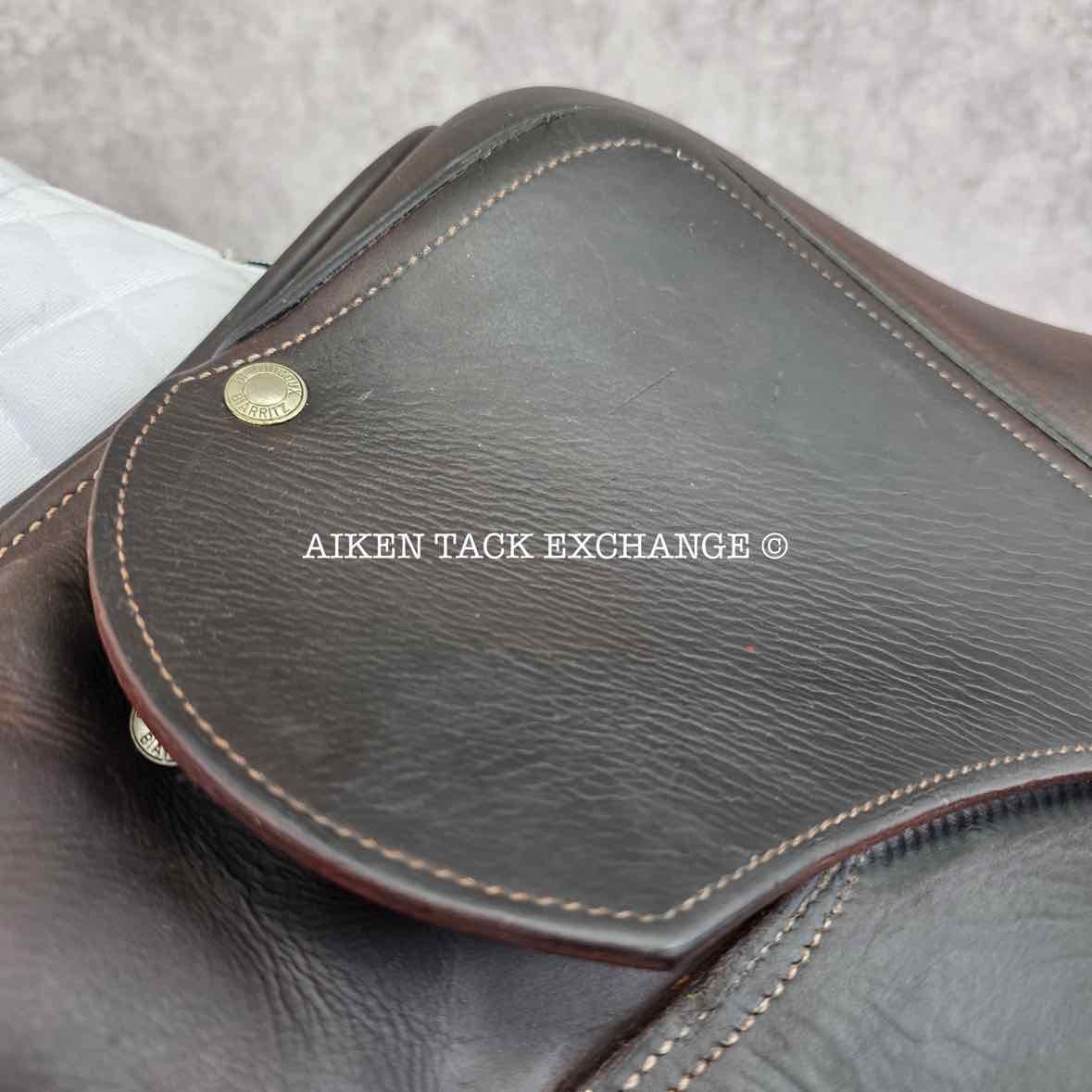 2015 Devoucoux Oldara Close Contact Jump Saddle, 17.5" Seat, 3 Flap, Medium Wide Tree, D3D Panels, Full Buffalo Leather