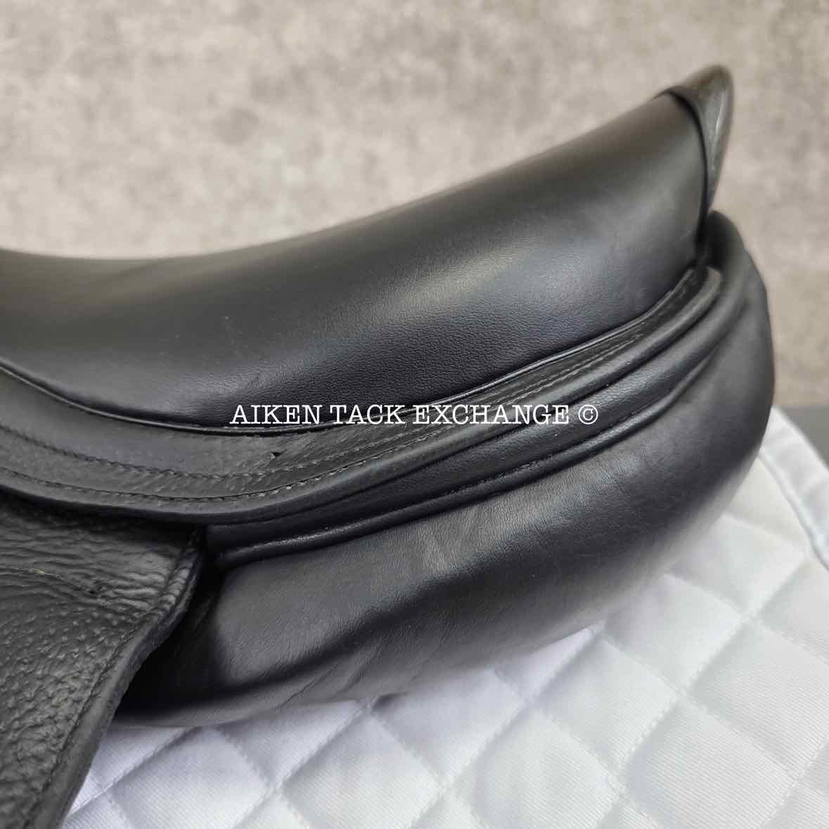 2018 CWD SE25 2GS Close Contact Jump Saddle, 18" Seat, 2C Flap, Medium Tree, Wool Flocked Panels