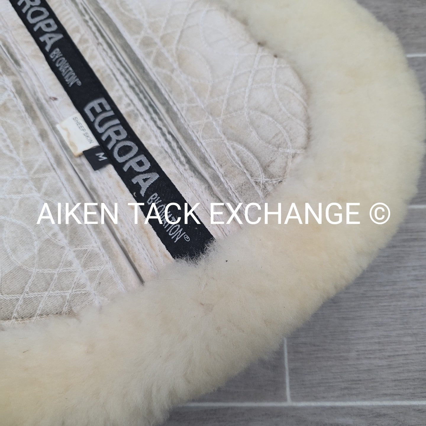 Ovation Europa Sheepskin 4 Shim Half Pad, Size Medium