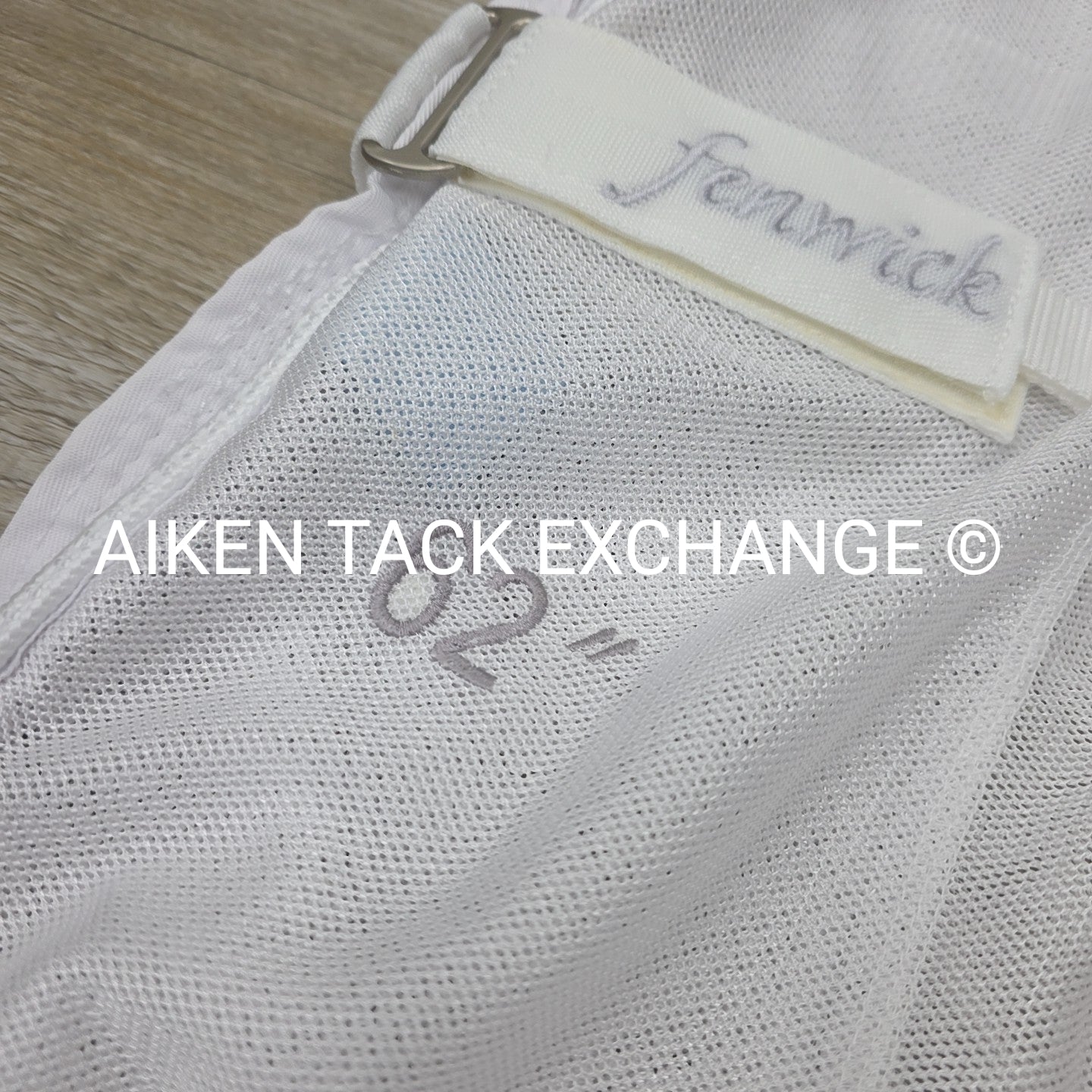 Fenwick Equestrian BodyGuard Mesh Cooler, White (has some marks) 62"