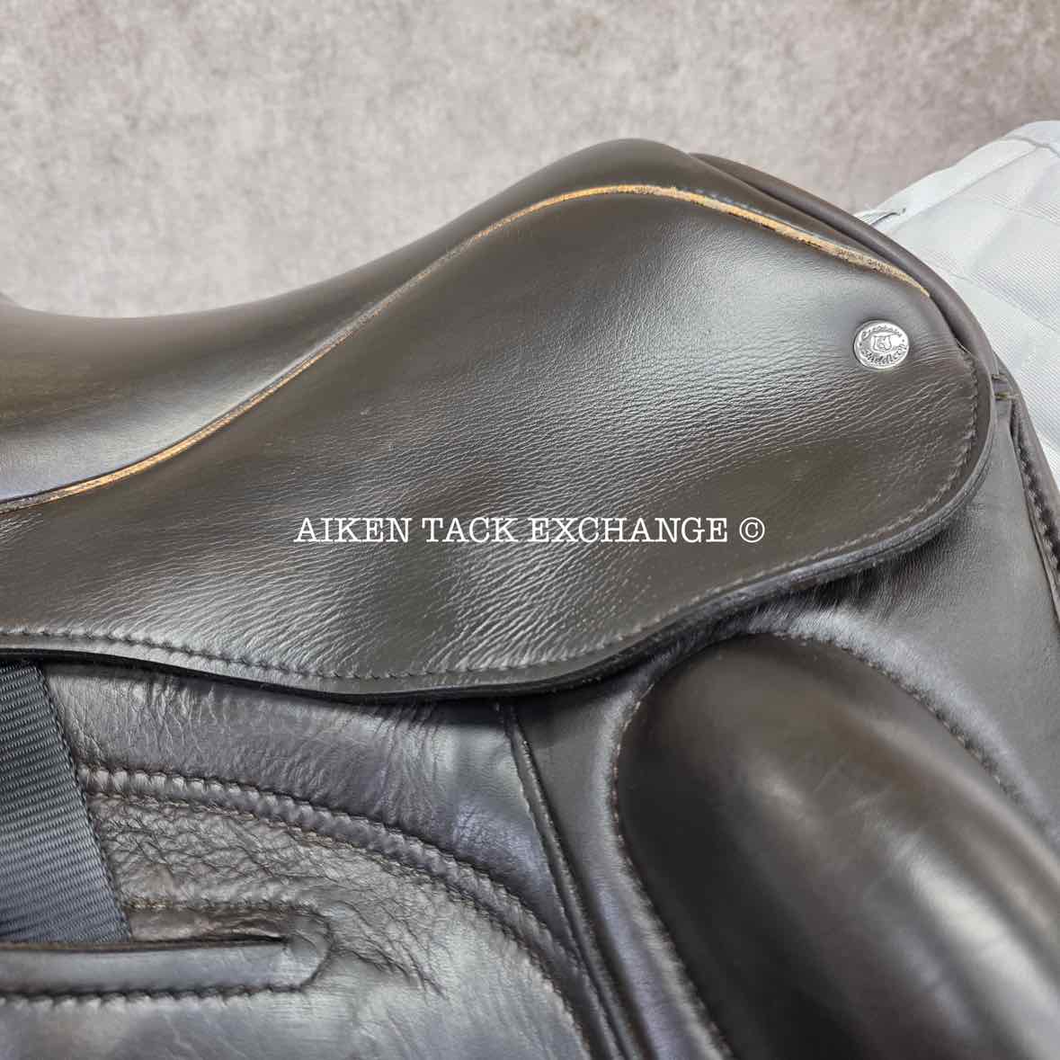 2019 Custom Saddlery Wolfgang Omni Monoflap Dressage Saddle, 17" Seat, Adjustable Tree, Wool Flocked Panels