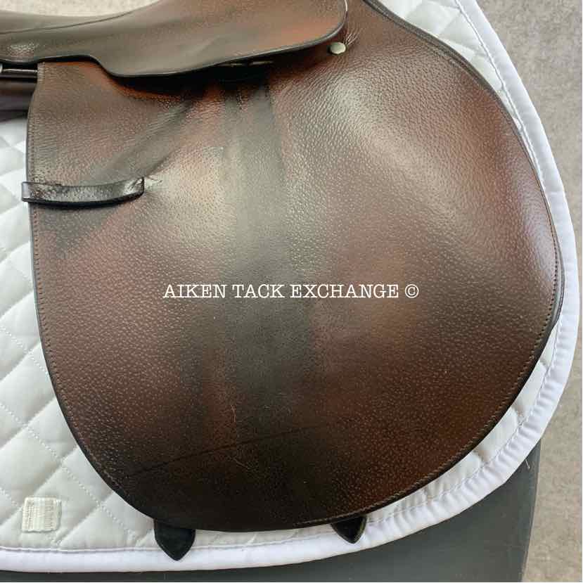 Majestic Supreme Close Contact Saddle, 17" Seat, Medium/Medium Narrow Tree, Foam Panels