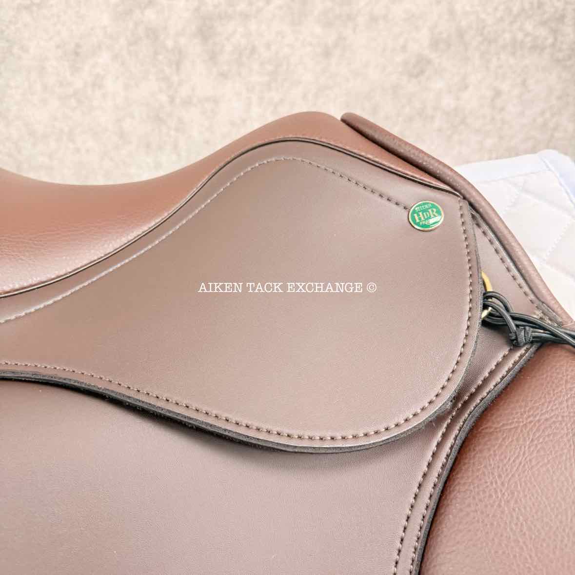 HDR Vegan-X Junior Close Contact Saddle, 15.75" Seat, Adjustable Tree - IGP Changeable Gullet, Wool Flocked Panels