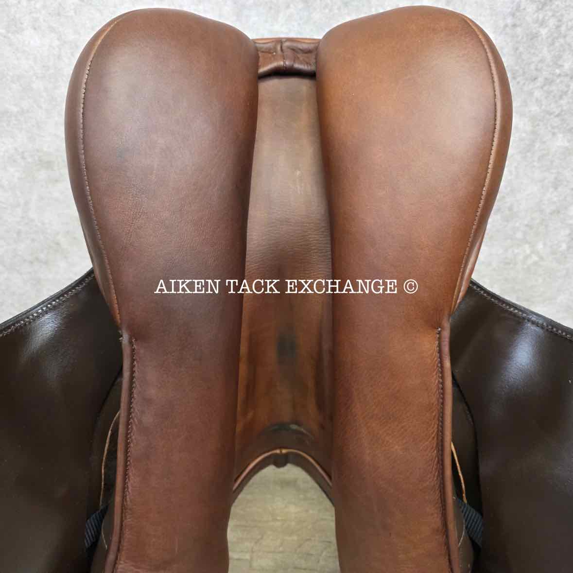 2022 Custom Saddlery Fleur De Lys Monoflap Jump Saddle, 17.5" Seat, Adjustable Tree, Wool Flocked Panels