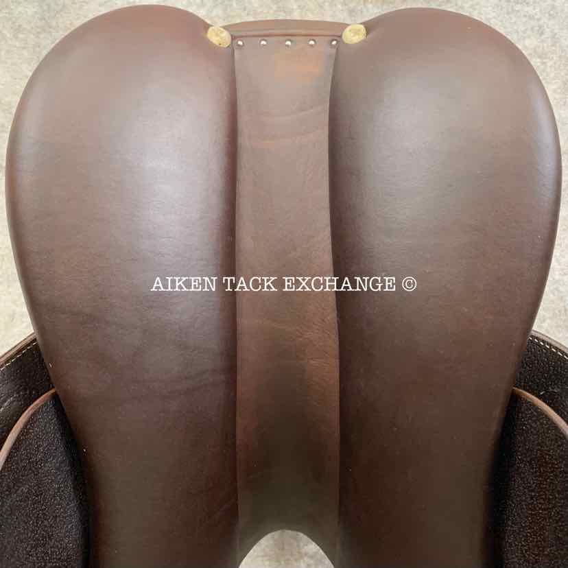 **SOLD** 2021 Antares Signature Skylla Close Contact Jump Saddle, 17.5" Seat, 3A Flap, Medium Tree, Foam Pro Panels