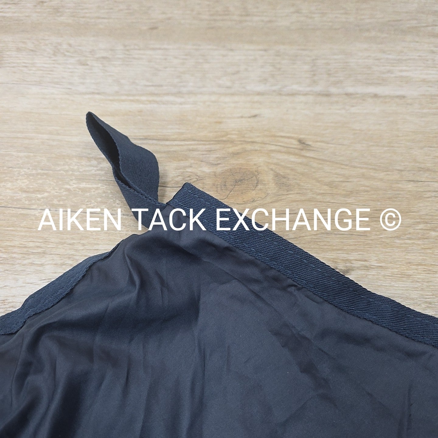 Shires Satin Anti-Rub Blanket Bib, Size Small