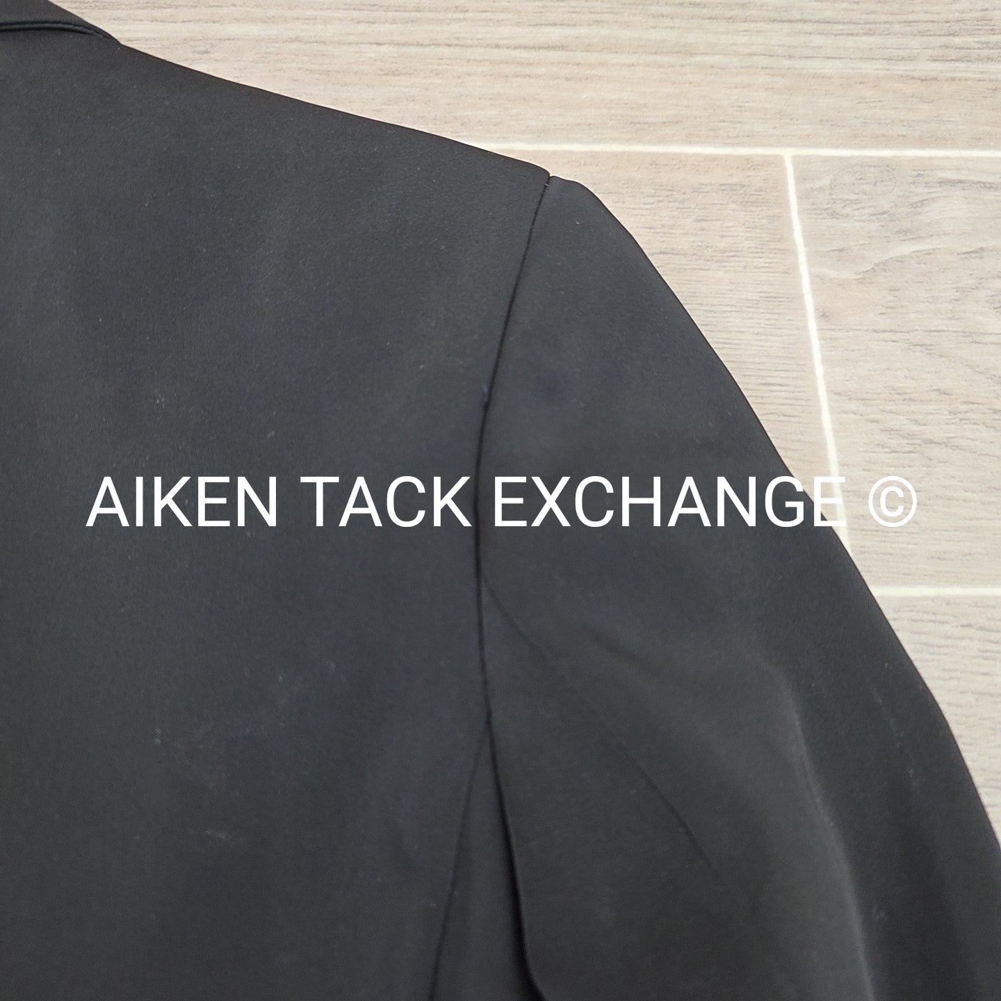 RJ Classics Xtreme Stretch Show Coat, Size 2 Long