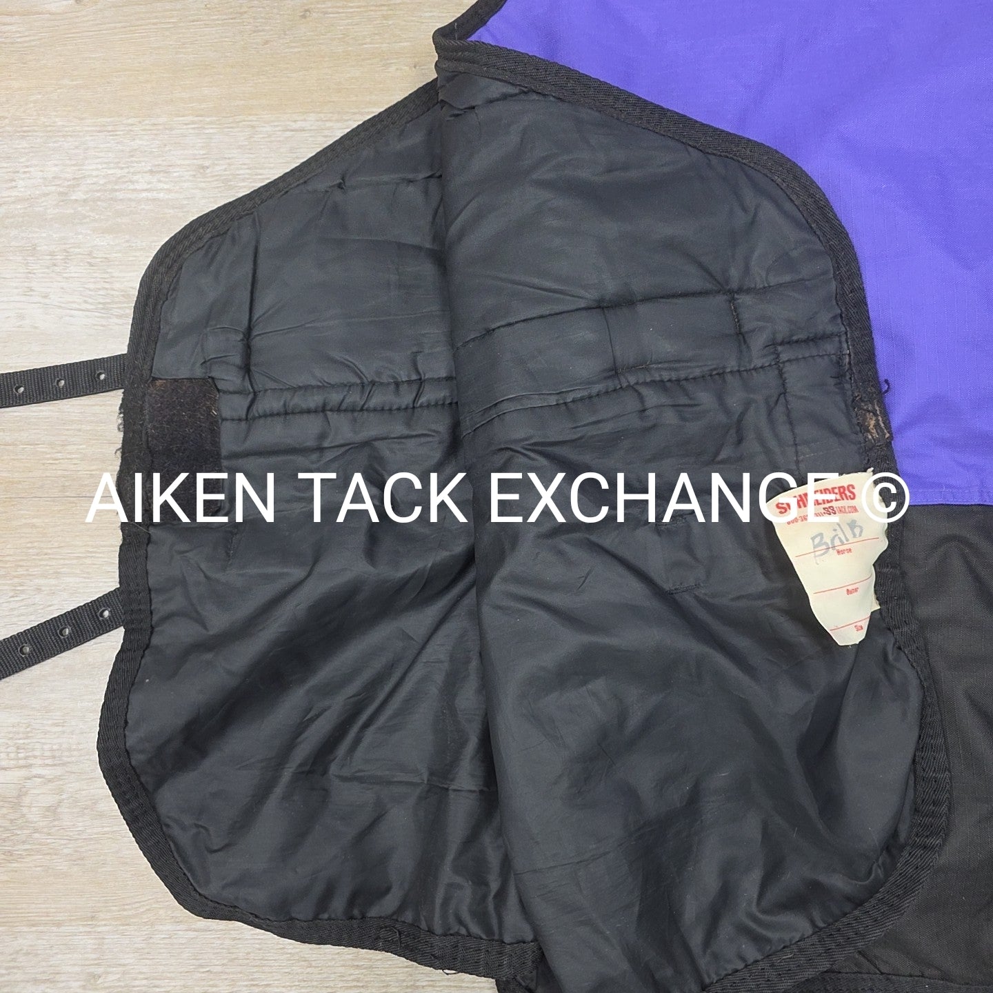 Schneiders Dura-Tech 220g fil Medium Weight Turnout Blanket, Size 76"