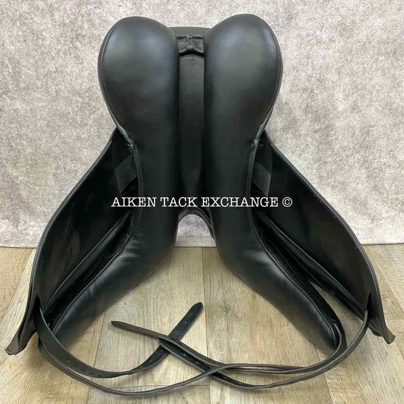 **SOLD** 2014 Custom Saddlery Signature Steffen's Advantage Monoflap Dressage Saddle, 17.5" Seat, Adjustable Tree, Wool Flocked Panels