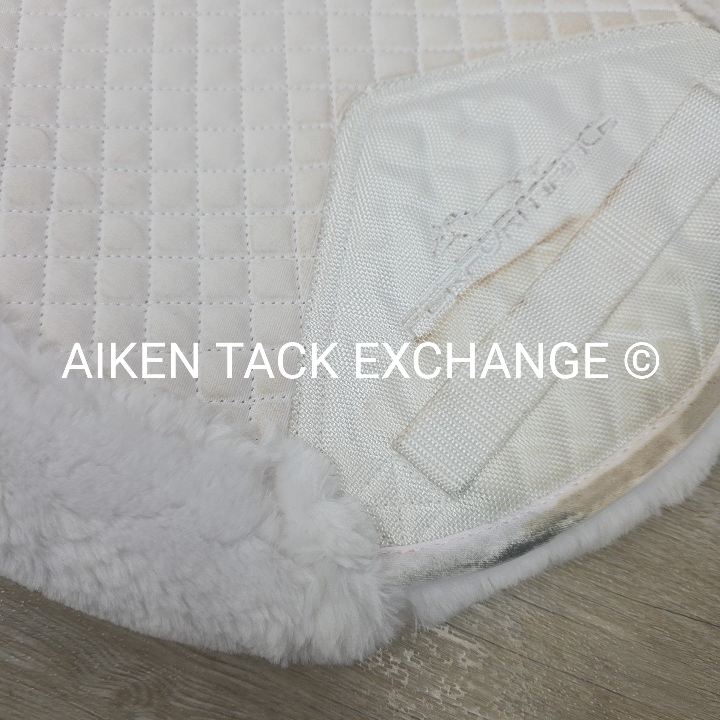 Shires SupaFleece Fully Lined Shaped Saddle Pad, 18"