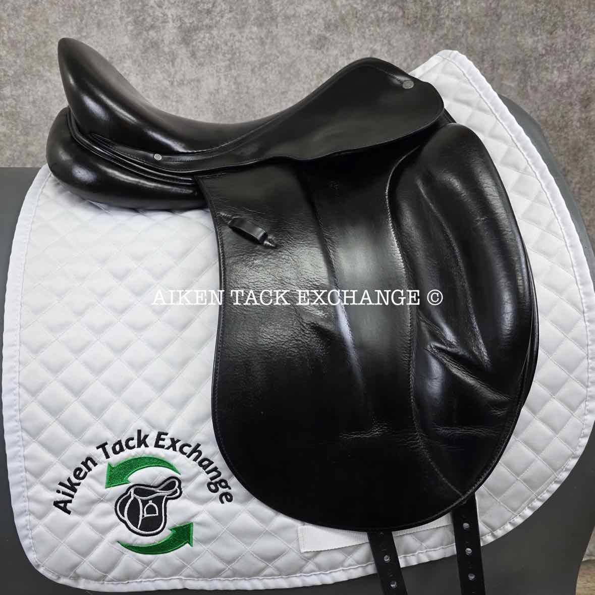 Hermes Corlandus Monoflap Dressage Saddle, 17.5" Seat, Medium Wide Tree, Foam Panels