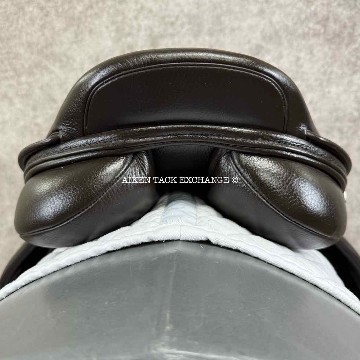Kent & Masters S-Series MJJ Jump Saddle, 17.5" Seat, Adjustable Tree - Changeable Gullet, Wool Flocked Panels