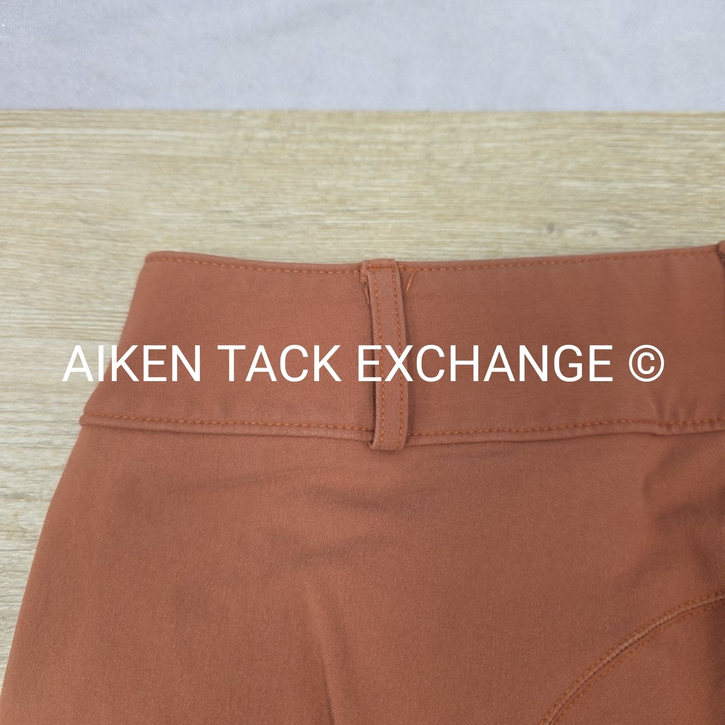 Tailored Sportsman Trophy Hunter Knee Patch Breeches, Size 30 R