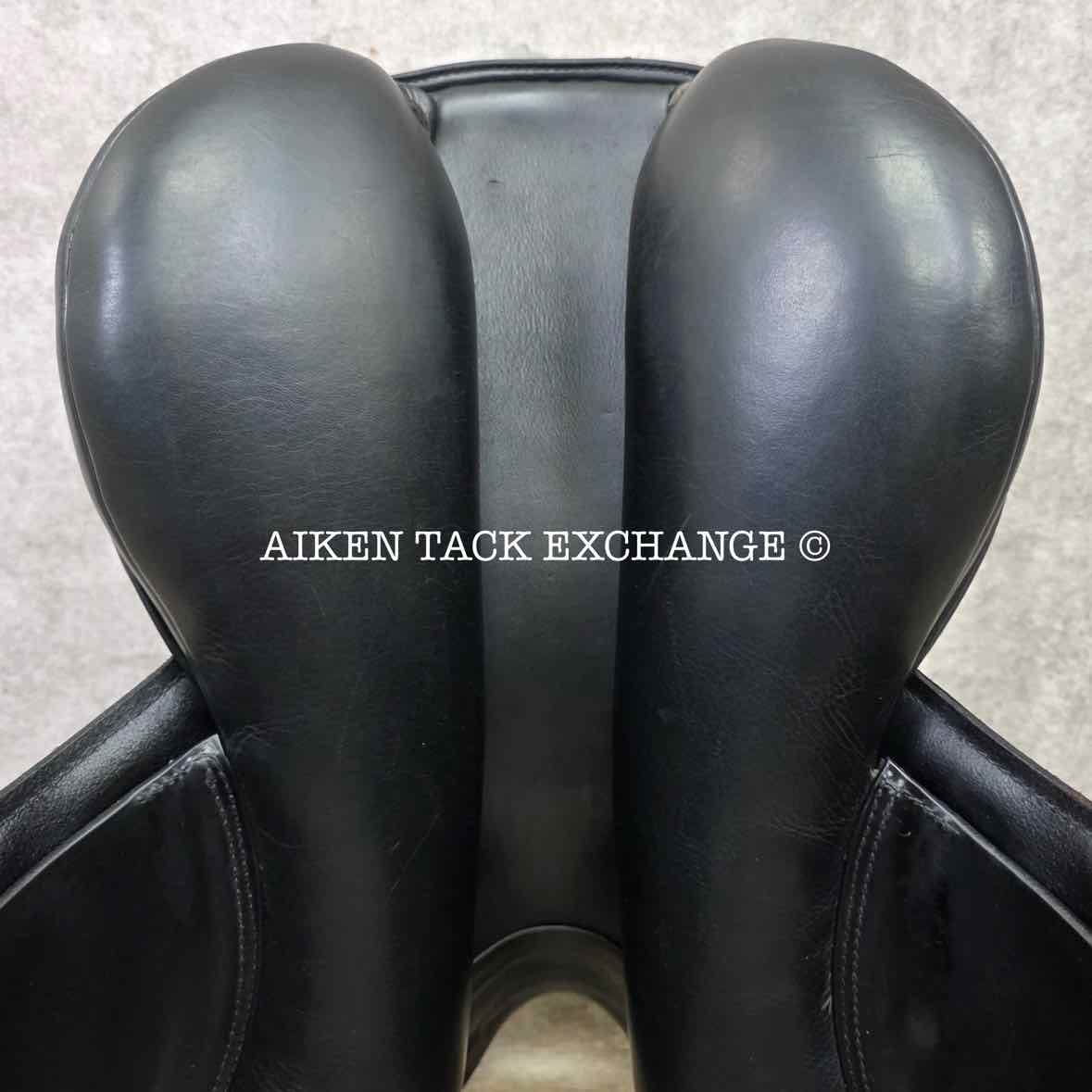 2008 Prestige Doge Dressage Saddle, 17" Seat, 33 Tree - M/MW, Wool Flocked Panels