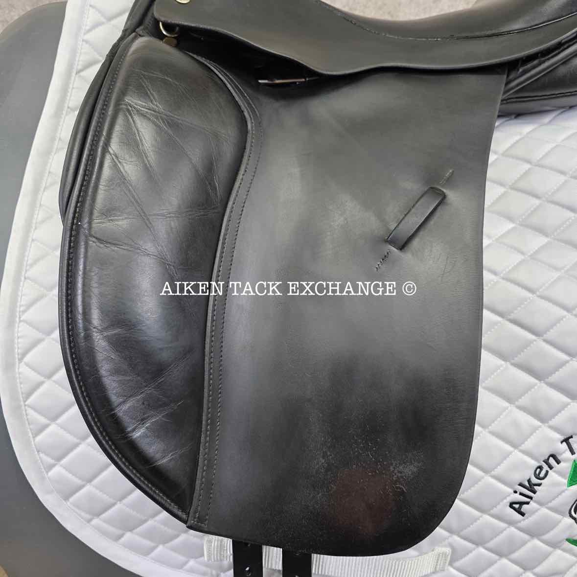 2007 Black Country Eloquence Dressage Saddle, 17.5" Seat, Medium Wide Tree, Wool Flocked Panels