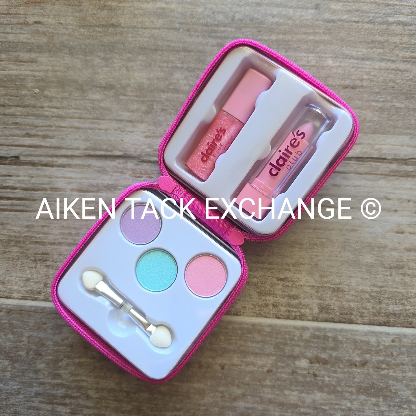 Claire's Beauty Set - 2 Small Makeup Palettes