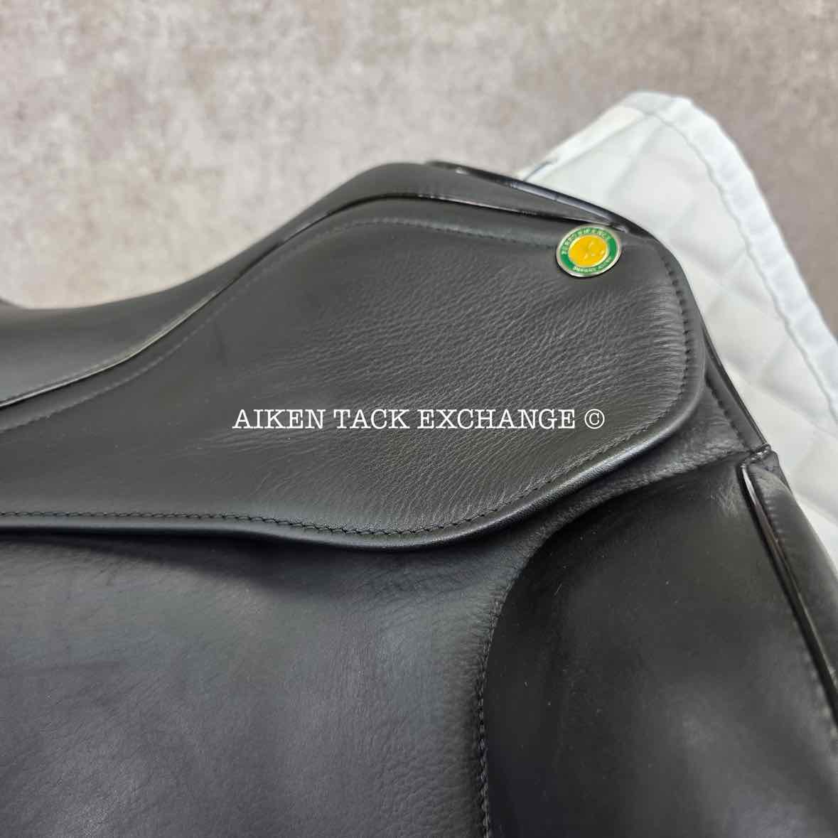 2022 JC Performance Line P2 Monoflap Dressage Saddle, 17.5" Seat, 34 Tree - MW, Wool Flocked Pony Panels