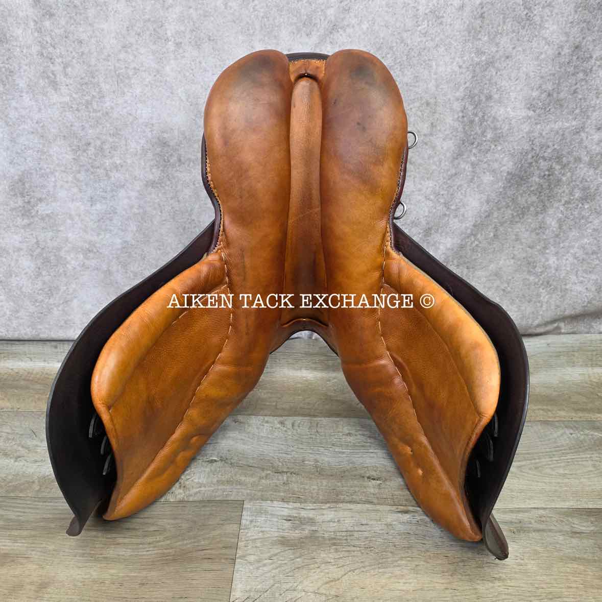 **SOLD** Stubben Siegfried Extra All Purpose Jump Saddle, 18.5" Seat, 30cm Tree - MW, Wool Flocked Panels