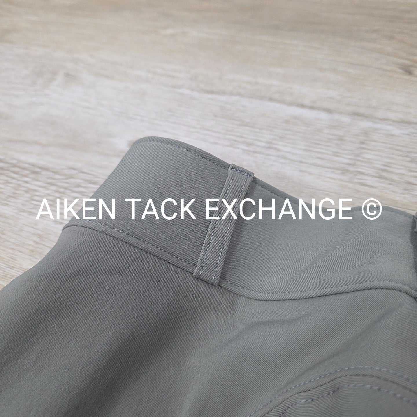 Struck Silicone Grip Knee Patch, Size 24
