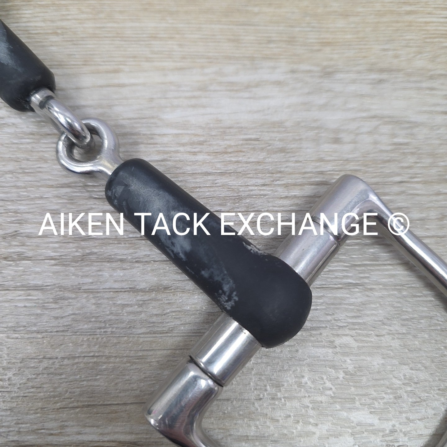 Single Joint Rubber D Ring Bit 5" (Has Chew Marks)