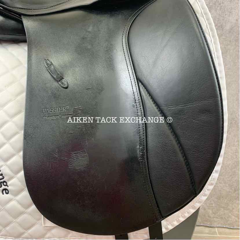 **SOLD** 2016 Passier Sirius Dressage Saddle, 18" Seat, Medium Tree with FRT-System, Wool Flocked Panels
