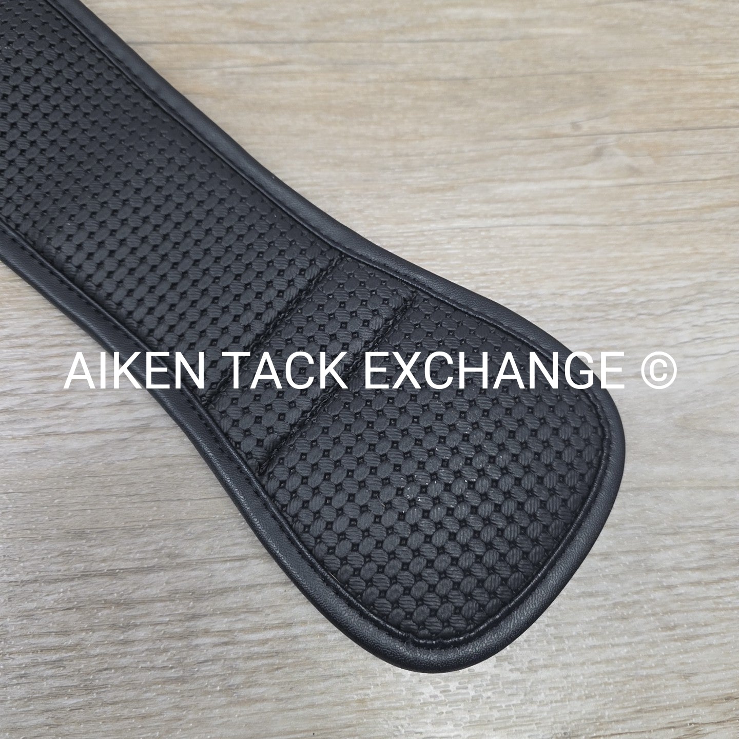 Wintec Chafeless Dressage Girth, Black, 32"