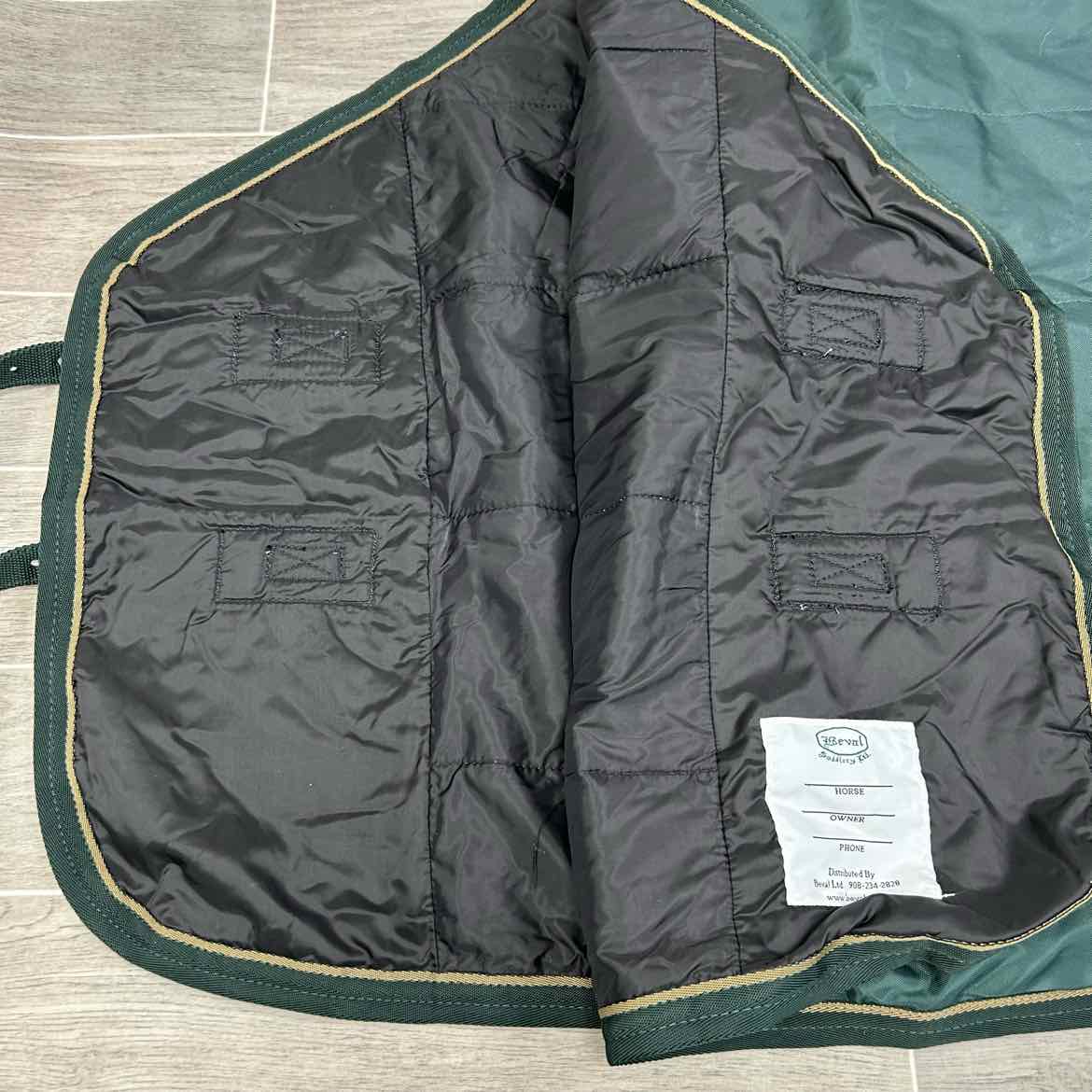 Beval Stable Blanket 84"