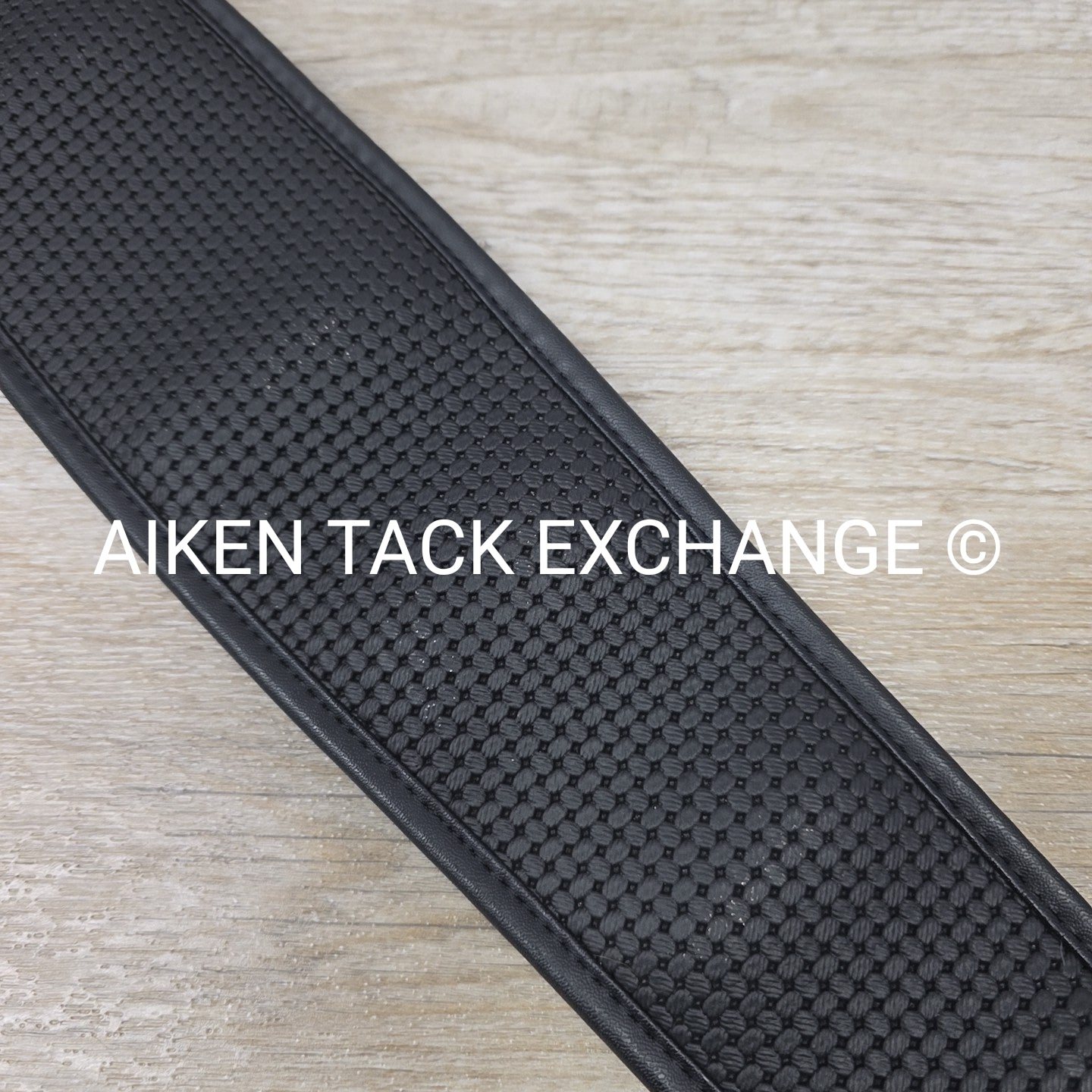 Wintec Chafeless Dressage Girth, Black, 32"