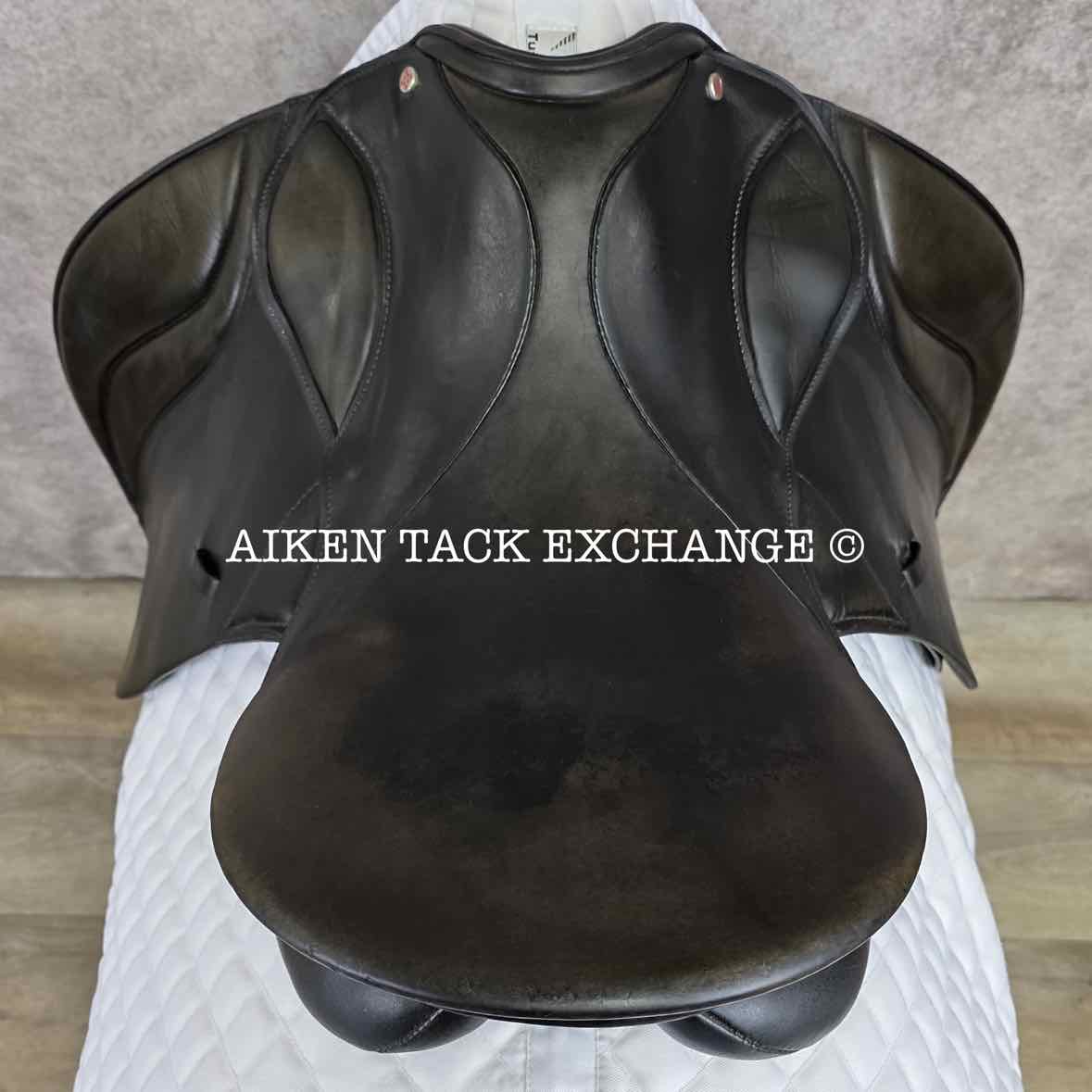 Courbette Lemetex Aristokrat Dressage Saddle, 18" Seat, 31 Tree- Medium Wide, Wool Flocked Panels