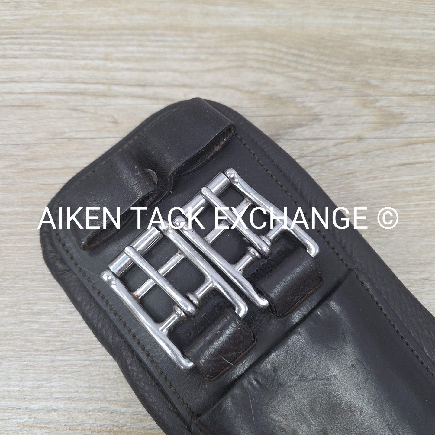 Fairfax Short Stud Guard Belly Guard Girth, Size 28" (has blemishes)