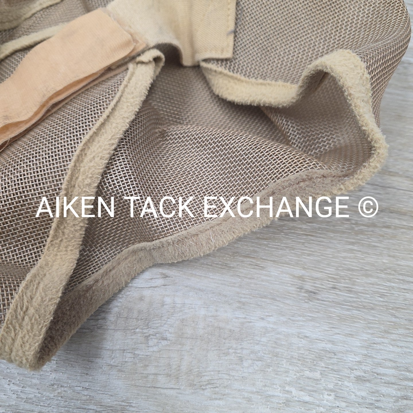 BARGAIN BUNDLE: 2 Weatherbeeta Stretch Bug Eye Saver Fly Masks, Size Pony & 1 Ca