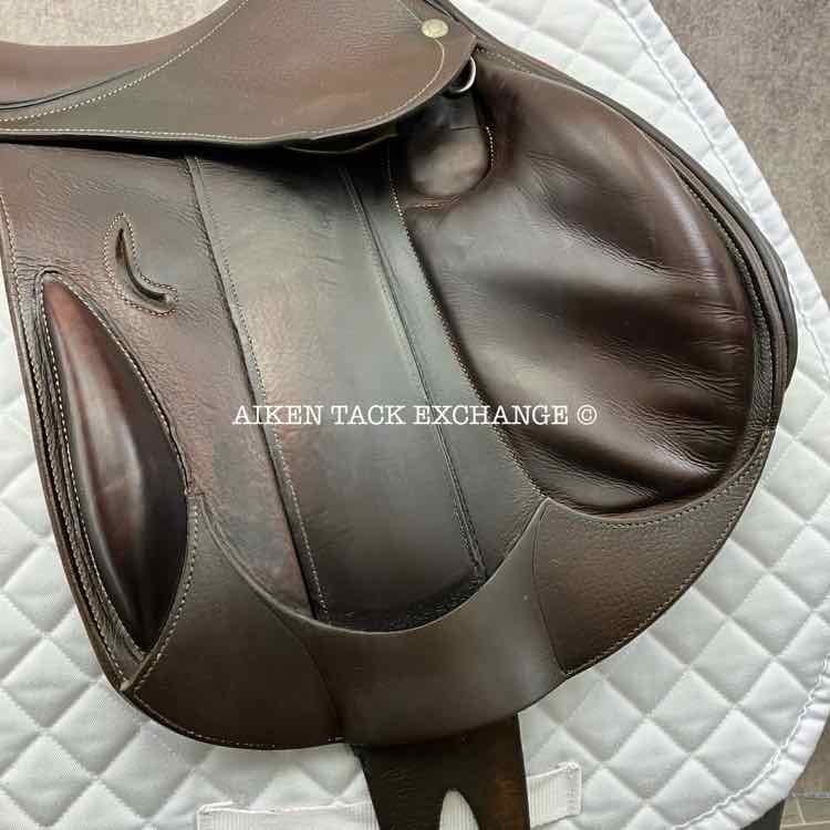 2014 Devoucoux Chiberta Junior Monoflap Jump Saddle, 16.5" Seat, 0A Flap, Medium Wide Tree, D3D Panels, Full Buffalo Leather