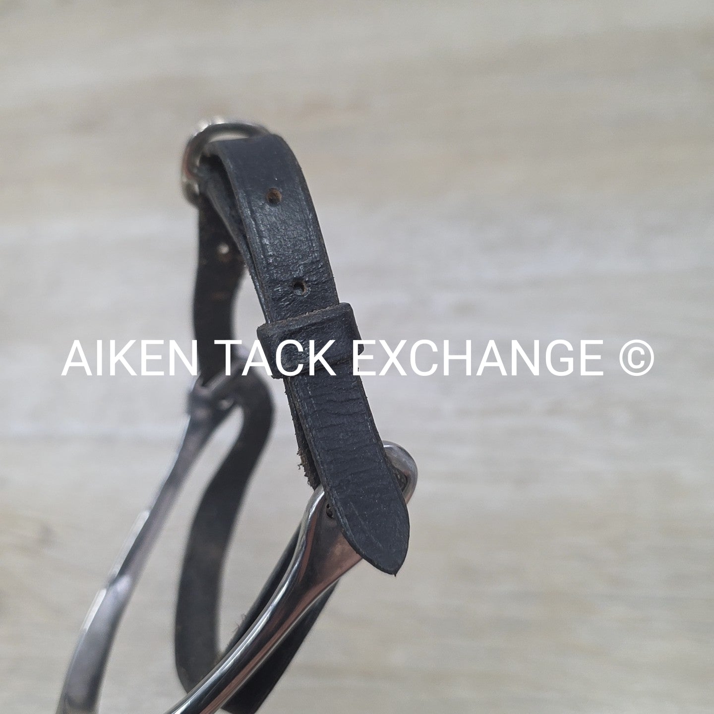 M.Toulouse Spurs with Leather Straps