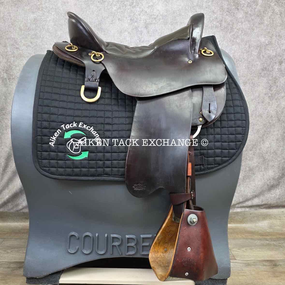 2002 Tucker 159 Endurance Trail Saddle, 16.5" Seat, Medium Tree - Semi QH Bars