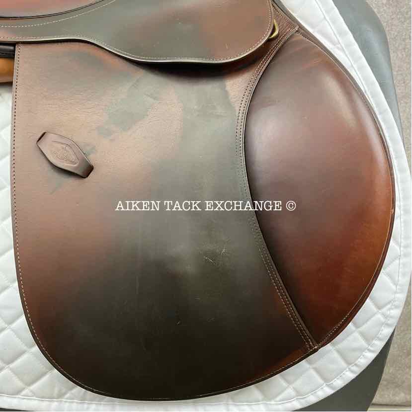 HDR Pro A/O Close Contact Jump Saddle, 17.5" Seat, M/MW Tree, Foam Panels