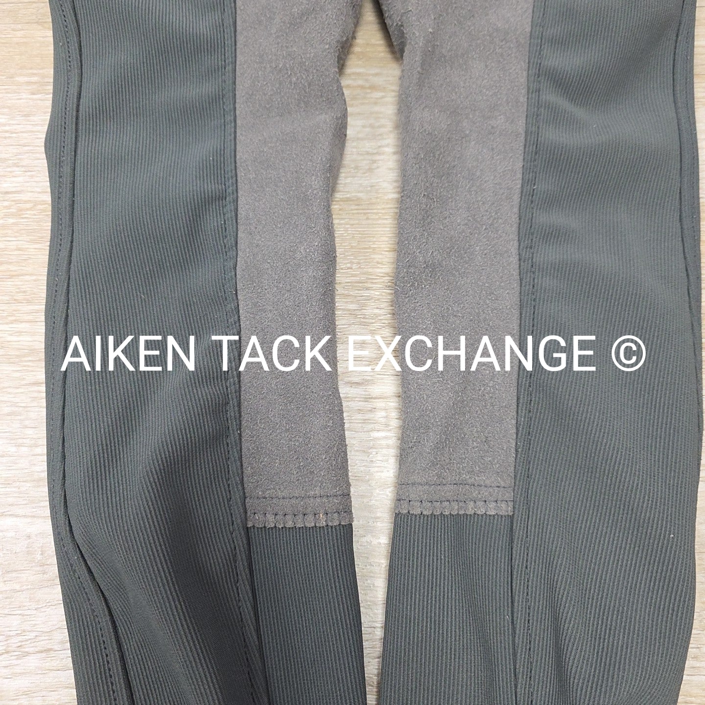 BARGAIN BUNDLE: 1 Tuffrider Ribbed Full Seat, 1 Grand Prix Knee Patch, Size 26
