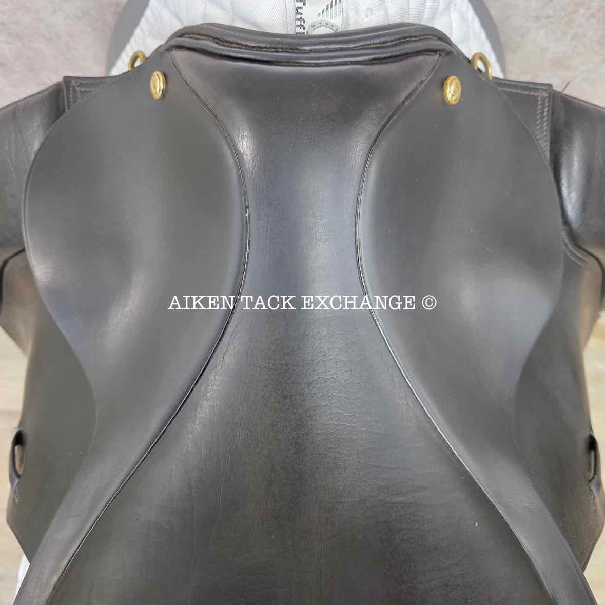 Anky Dressage Saddle, 17" Seat, Medium Wide Tree, Wool Flocked Panels