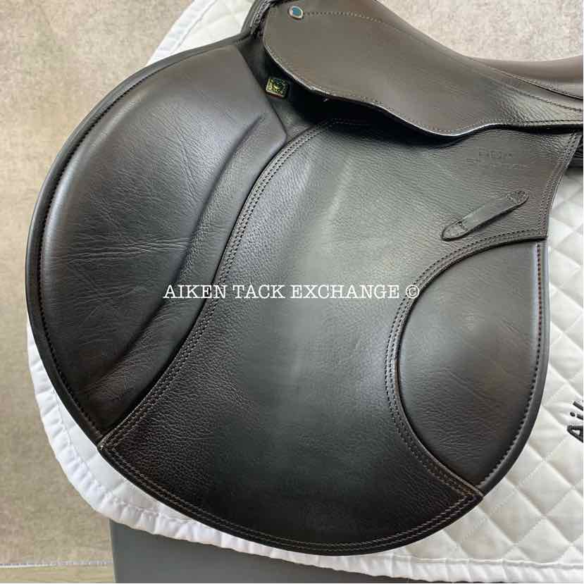 2013 Stubben Roxane CS Deluxe Jump Saddle, 19" Seat with Biomex, 30 cm Tree - Medium Wide, Wool Flocked Panels