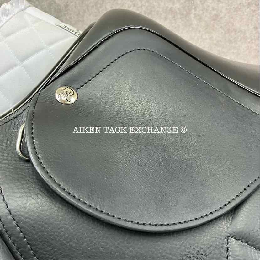 2023 MacRider Grand Prix Pro Jump Saddle, 17" Seat, Medium Wide Tree, Wool Flocked Panels