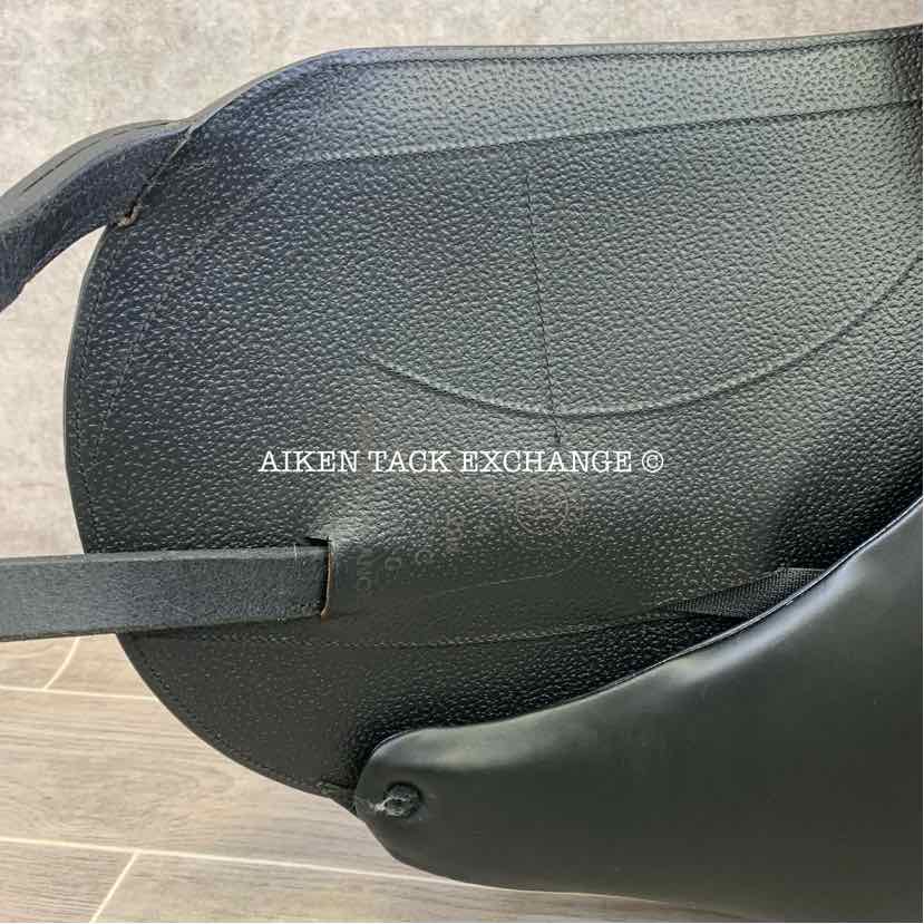 **SOLD** 2021 Arion Monoflap Dressage Saddle, 17" Seat, 1C Flap - Short, Medium Wide/Wide Tree, Foam Panels, Buffalo Leather