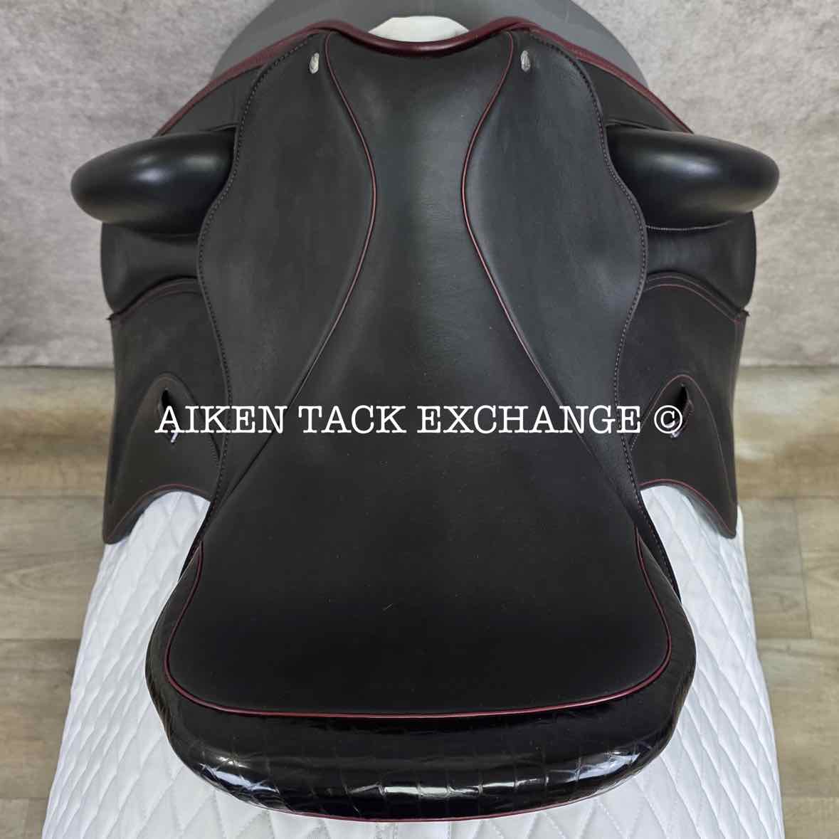 2022 Custom Saddlery Wolfgang Solo MKII Monoflap Dressage Saddle, 17.5" Seat - Short Flap, Adjustable Tree, Wool Flocked Panels