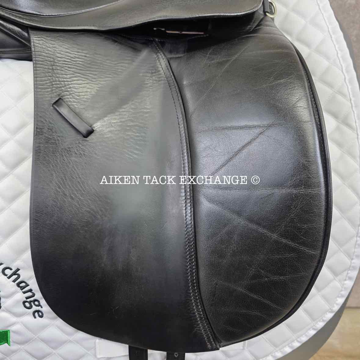 Klimke Miller's KMD Dressage Saddle, 17.5" Seat, M/MW Tree, Wool Flocked Panels
