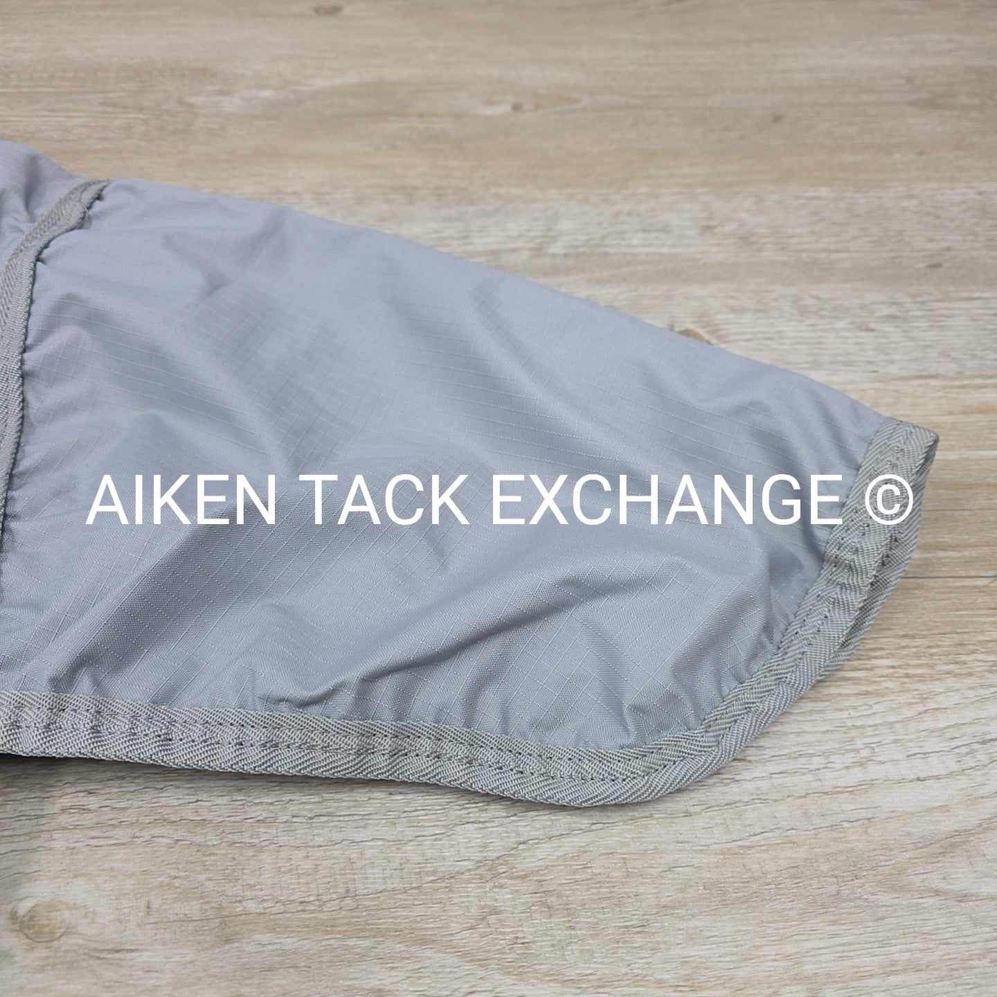 Schneiders Airmesh II Turnout Sheet, Size 76" (has been repaired)