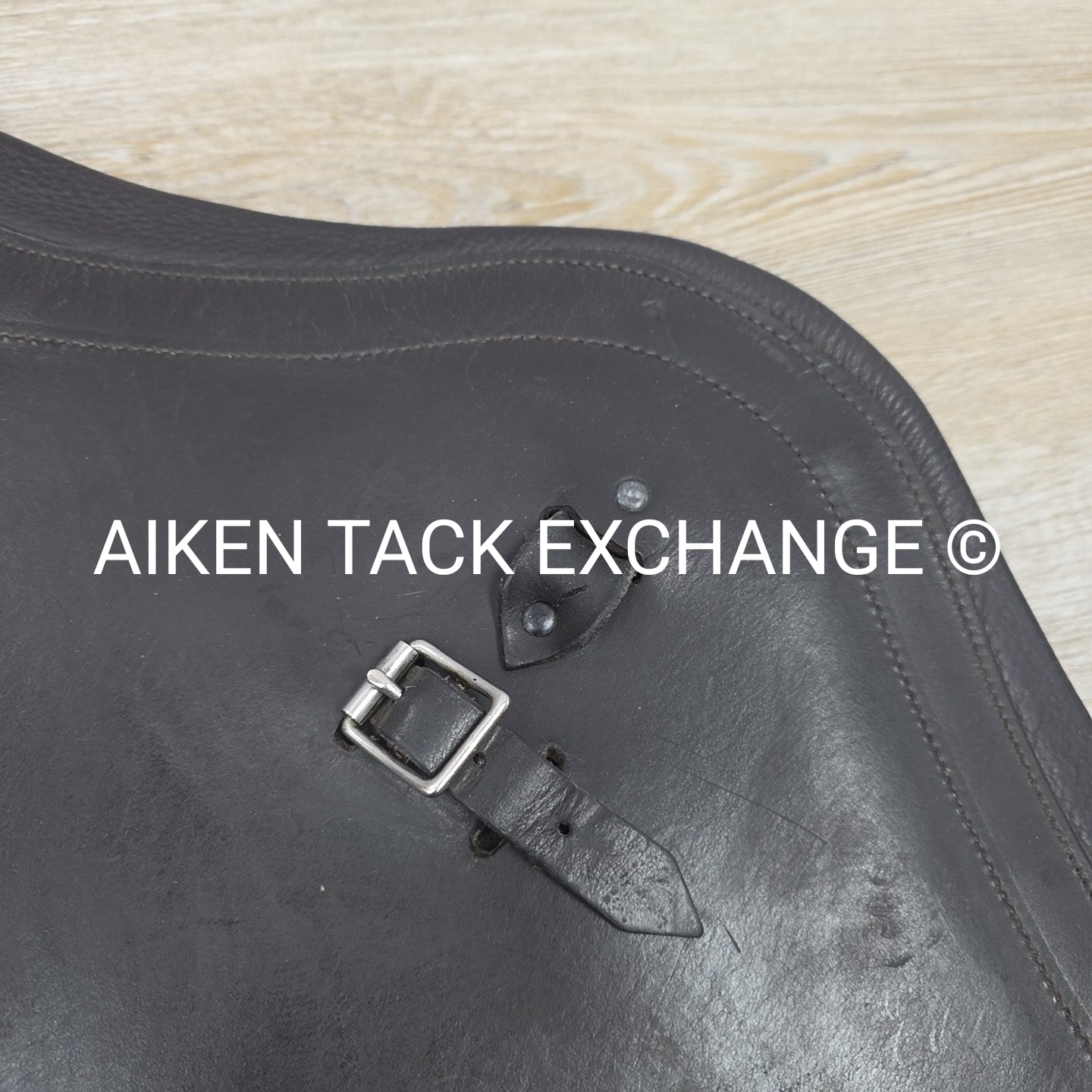 Fairfax Short Stud Guard Belly Guard Girth, Size 28" (has blemishes)